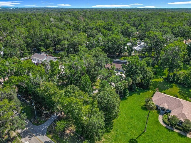 Building Photo - 4661 SW 7th Avenue Rd