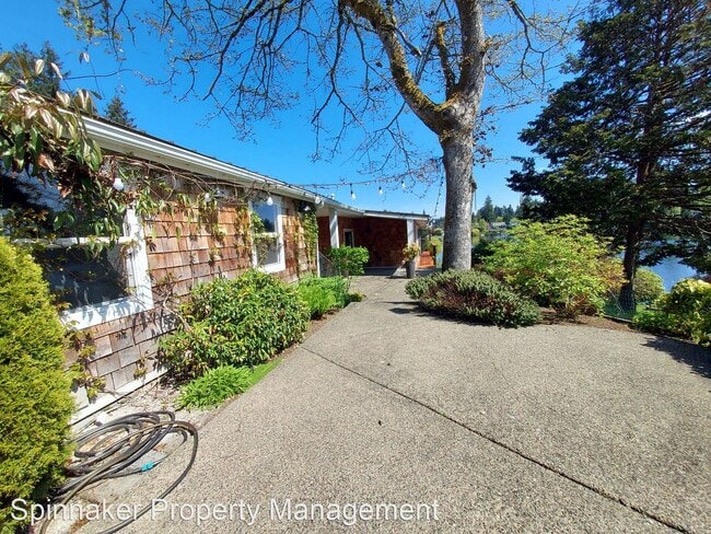 Building Photo - 3 br, 3 bath House - 10311 Interlaaken Dri...