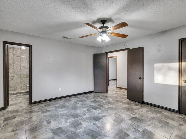 Building Photo - 1827 Polley Ct