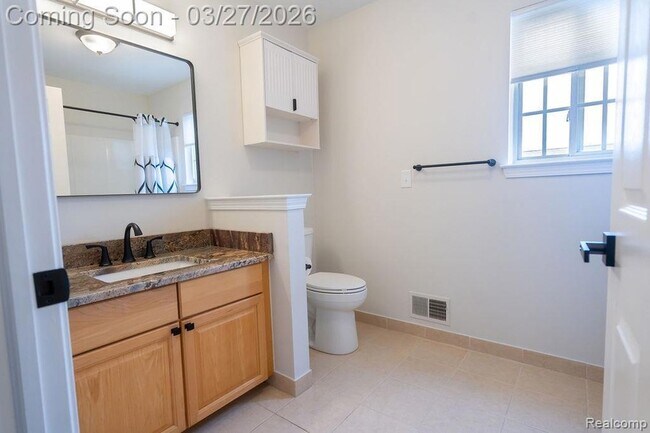 Building Photo - 23869 McCort Dr