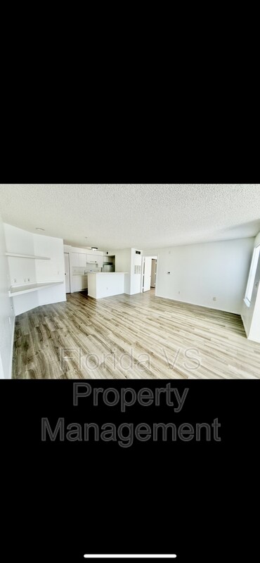 Building Photo - 2208 Antigua Pl