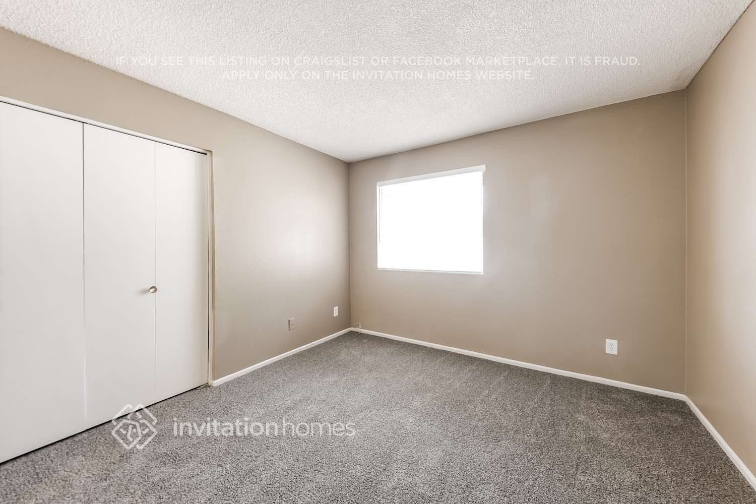 Building Photo - 3828 W Lane Ave