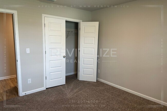 Building Photo - 1138 Burlington Pass Dr