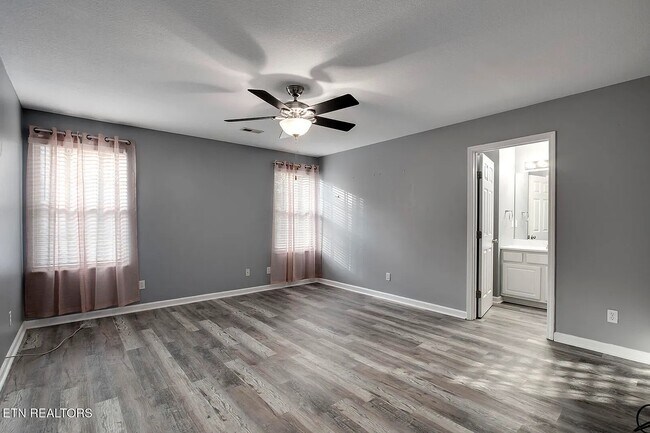 Building Photo - 1853 Tillery Square Ln