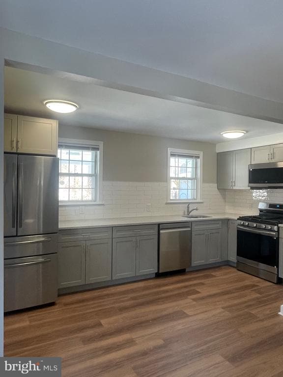 Building Photo - 1917 Winton Ave