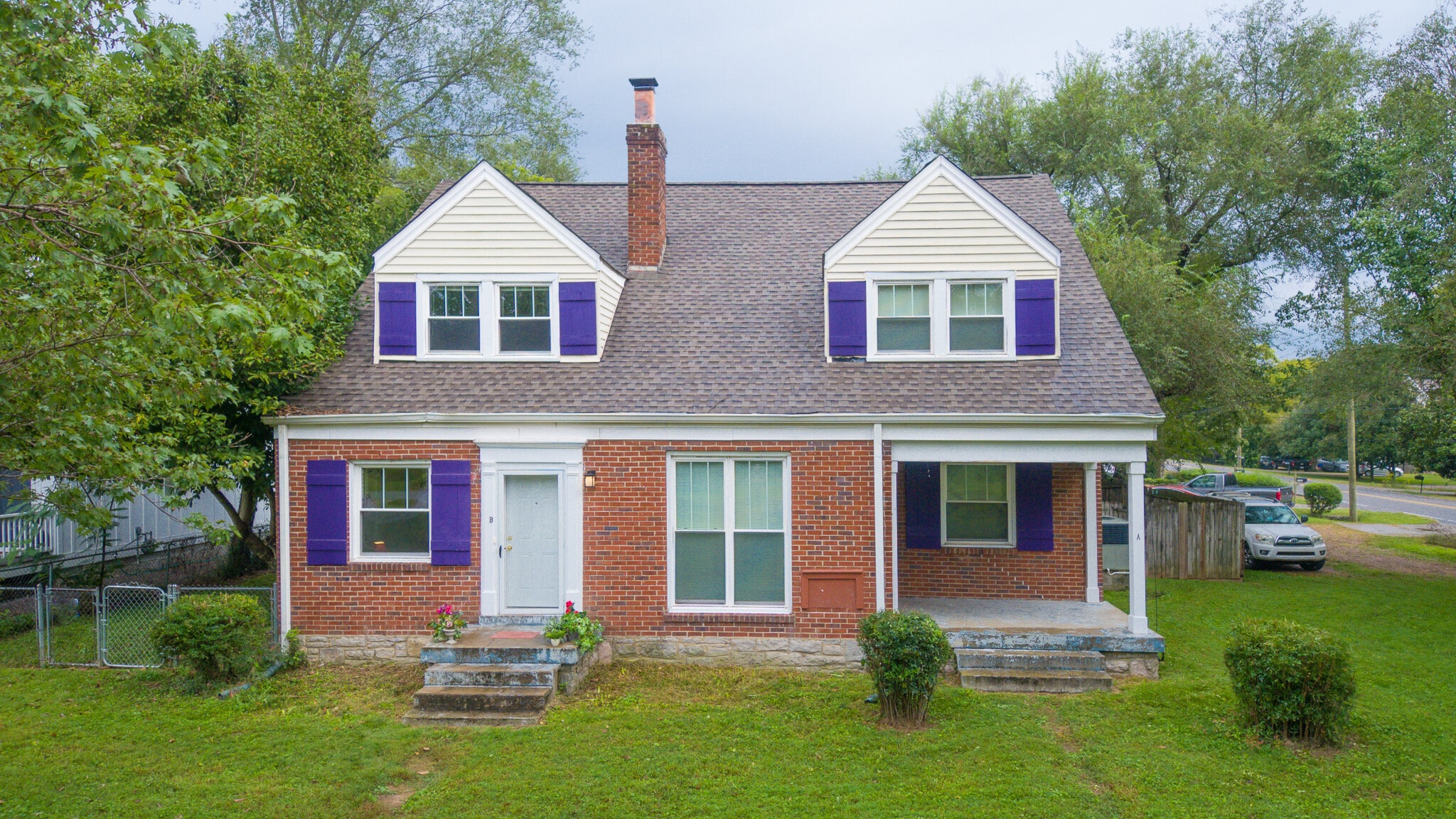 Townhouse/Duplex - 1000b Grandview Dr