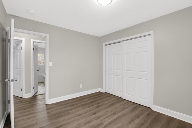 Building Photo - 5305 W 78th Ln