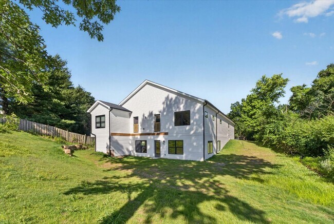 Building Photo - 15308 Batesville Ct