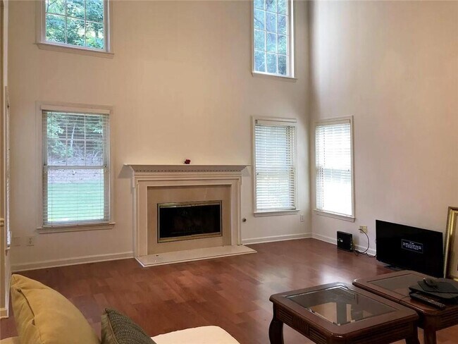 Building Photo - 11305 Havenwood Dr
