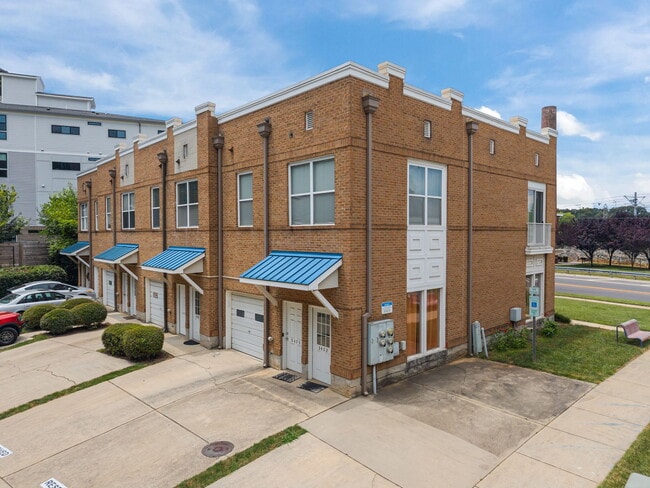 Building Photo - 3471 Chagall Ct