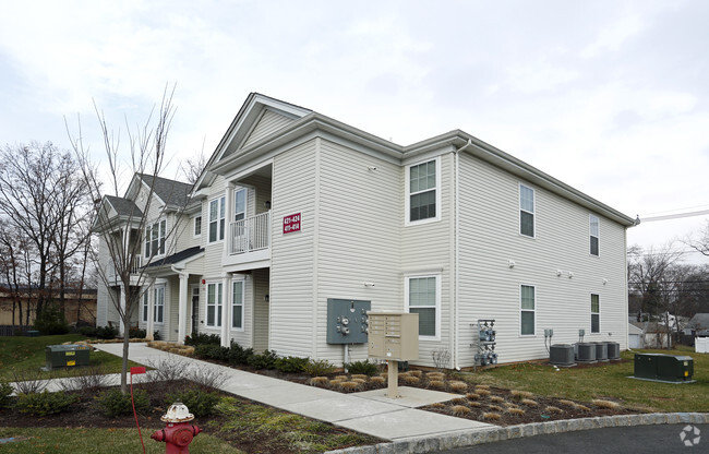 Building Photo - Heritage At Piscataway