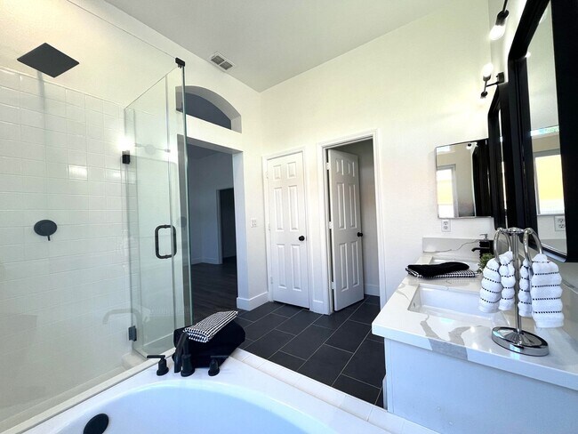 Building Photo - 5138 Windham Way