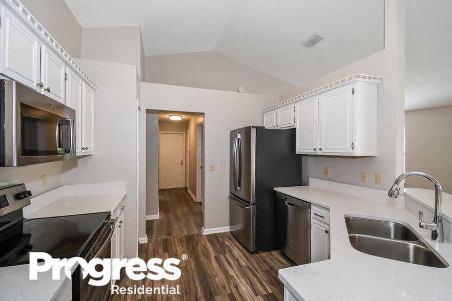 Building Photo - 8852 St Lucia Ct