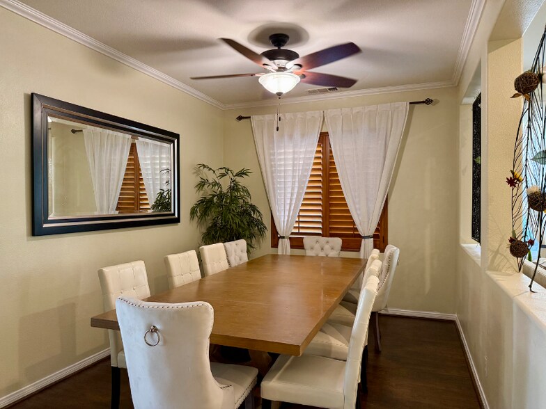 Primary Photo - 13652 Perry Ann Cir
