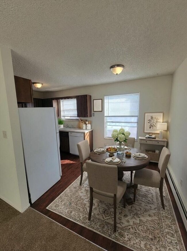 Building Photo - ***1/2 OFF THE FIRST MONTH"S RENT ***MOST UTILITIES INCLUDED***Cute 3 Bdrm, 1 Bath in Loveland