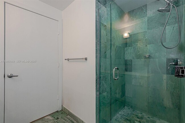 Building Photo - 1050 Brickell Ave