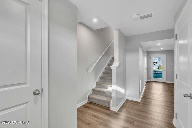 Building Photo - 1 L Wendowski St