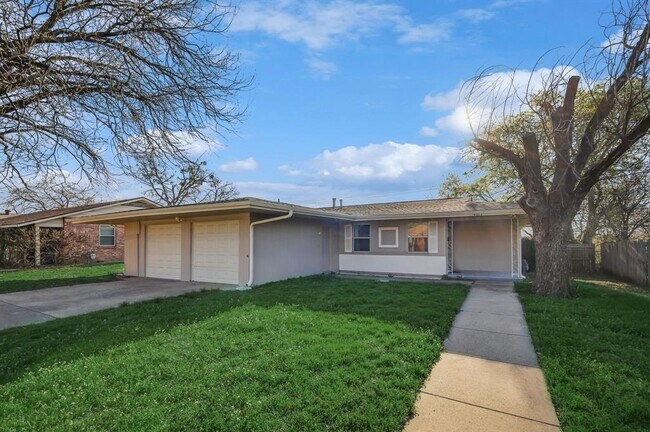 Building Photo - 4313 Bonnie Dr