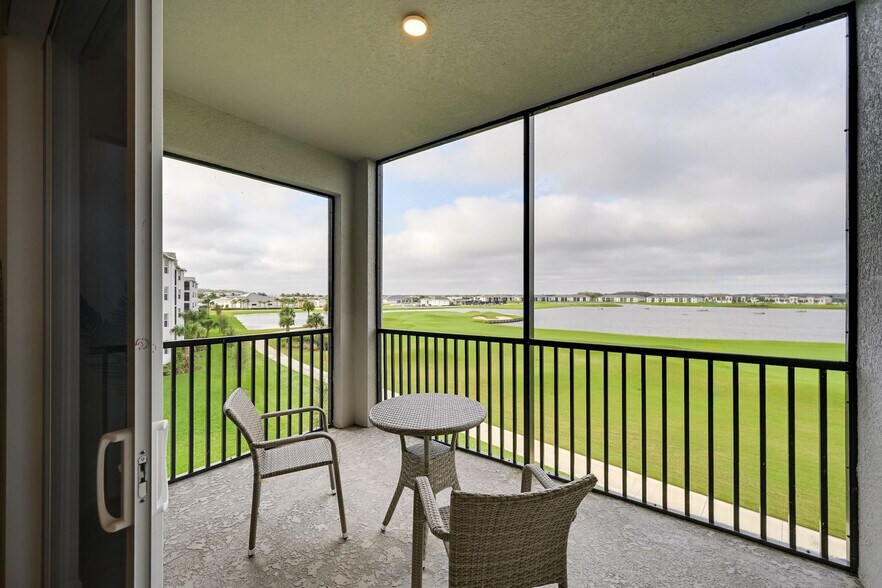 Building Photo - 5651 Double Eagle Cir