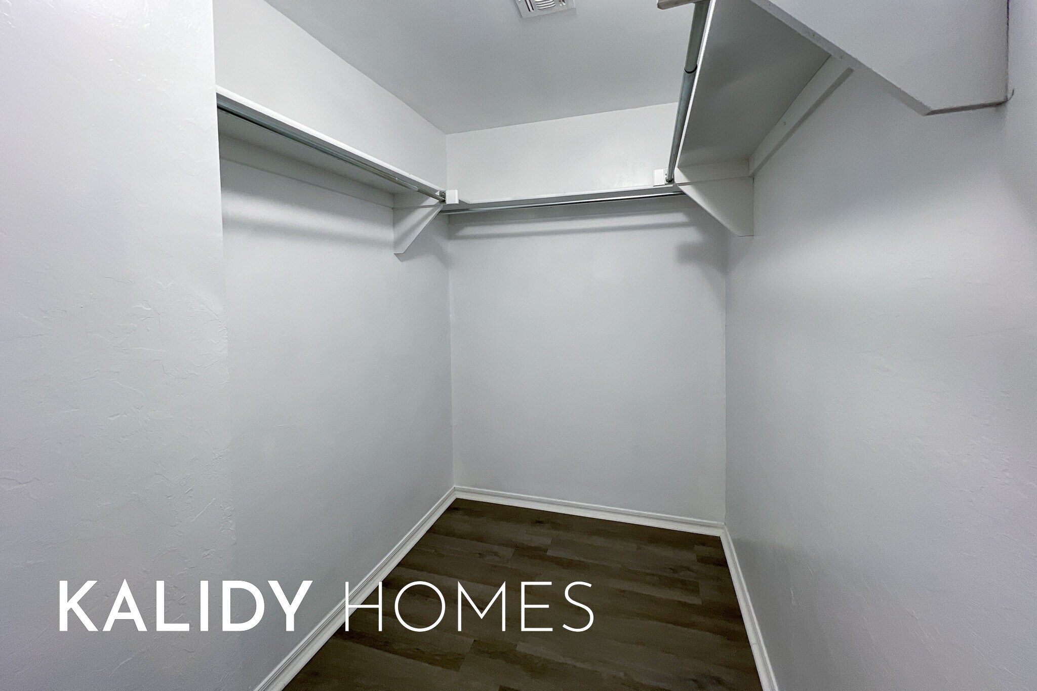 Building Photo - 2928 Cider Mill Ln