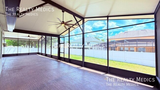 Building Photo - 4067 Knott Dr