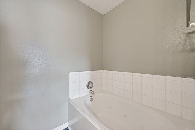 Building Photo - 11735 Alief Clodine Rd