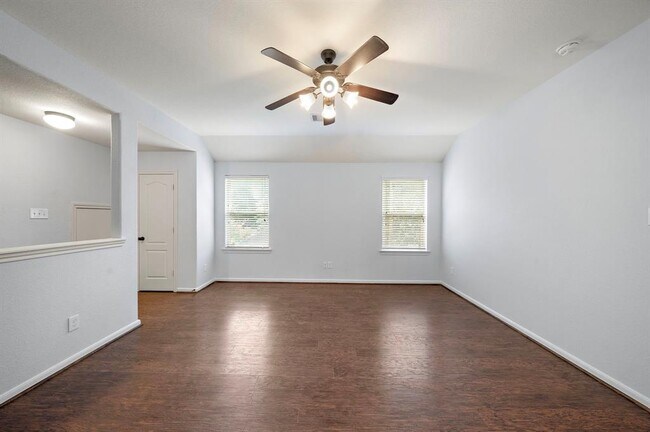 Building Photo - 119 Red Eagle Ct
