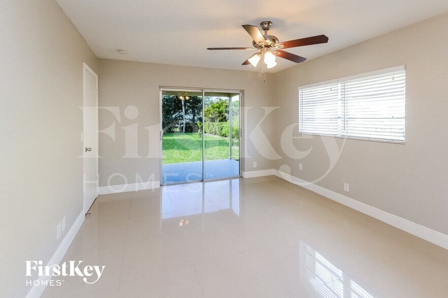 Building Photo - 3631 NW 108th Dr
