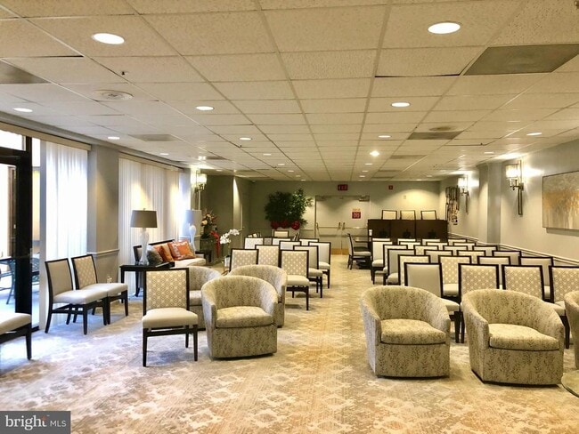 Building Photo - 3310 N Leisure World Blvd