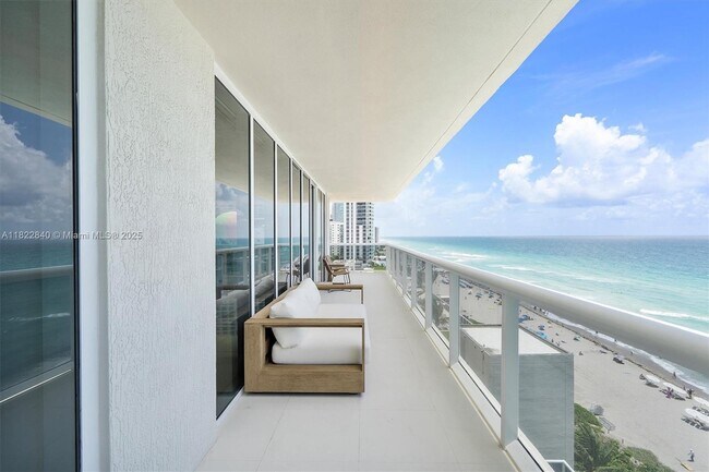 Building Photo - 1830 S Ocean Dr