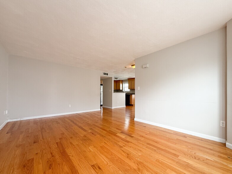 Building Photo - 34 Lonsdale St