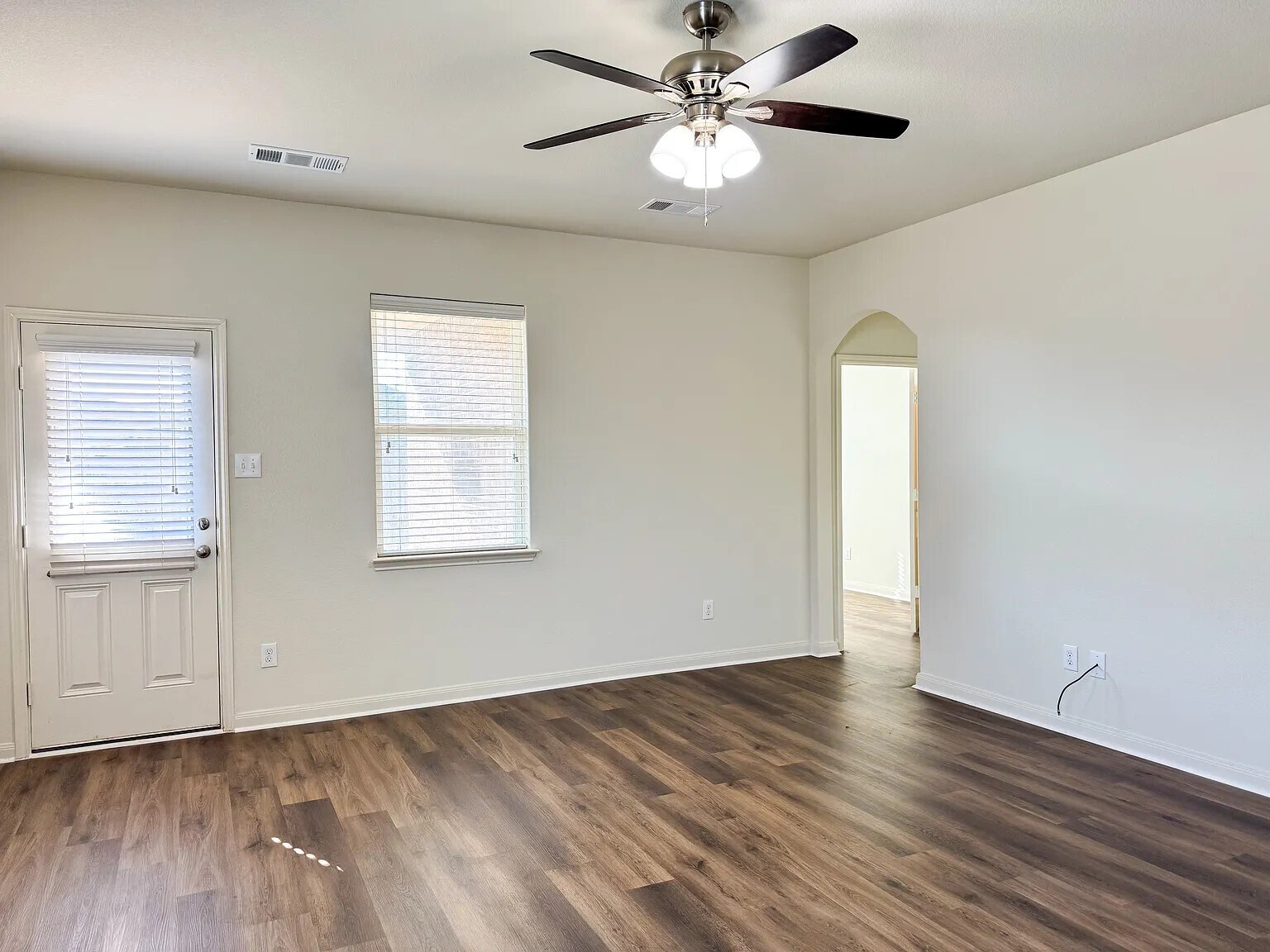 Building Photo - 1627 White Mountain Way