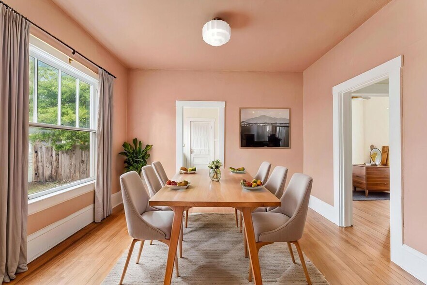 Building Photo - 4531 Attleboro St