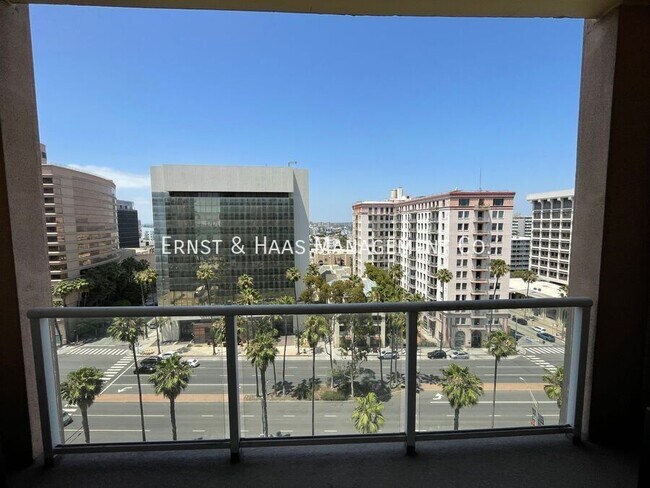 Building Photo - 488 E Ocean Blvd