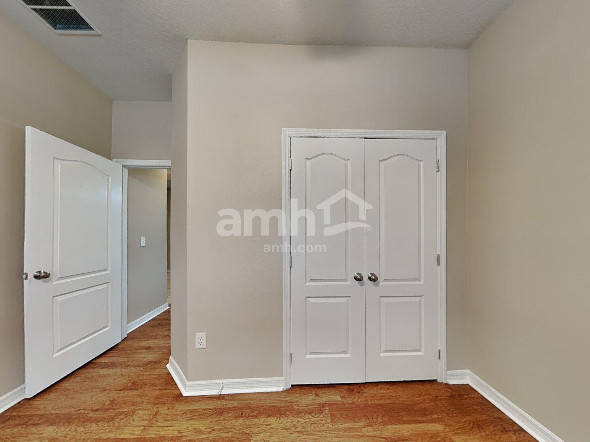Building Photo - 30652 Palmerston Pl