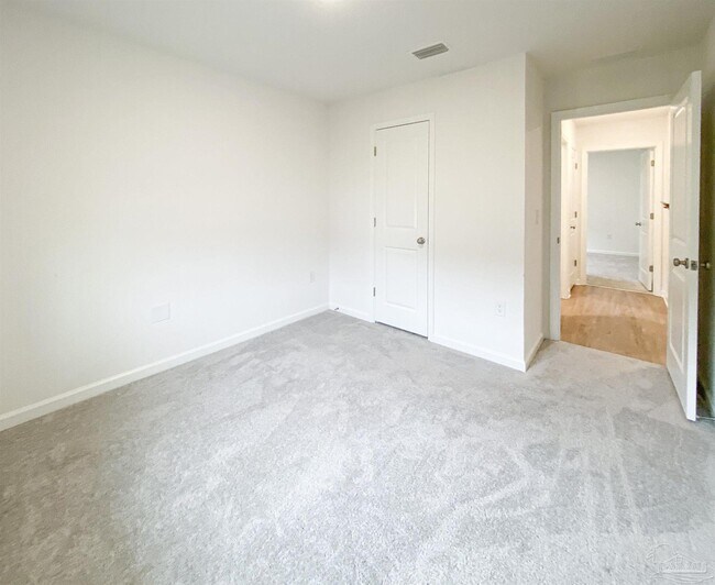Building Photo - 4631 Carlstrom Ln