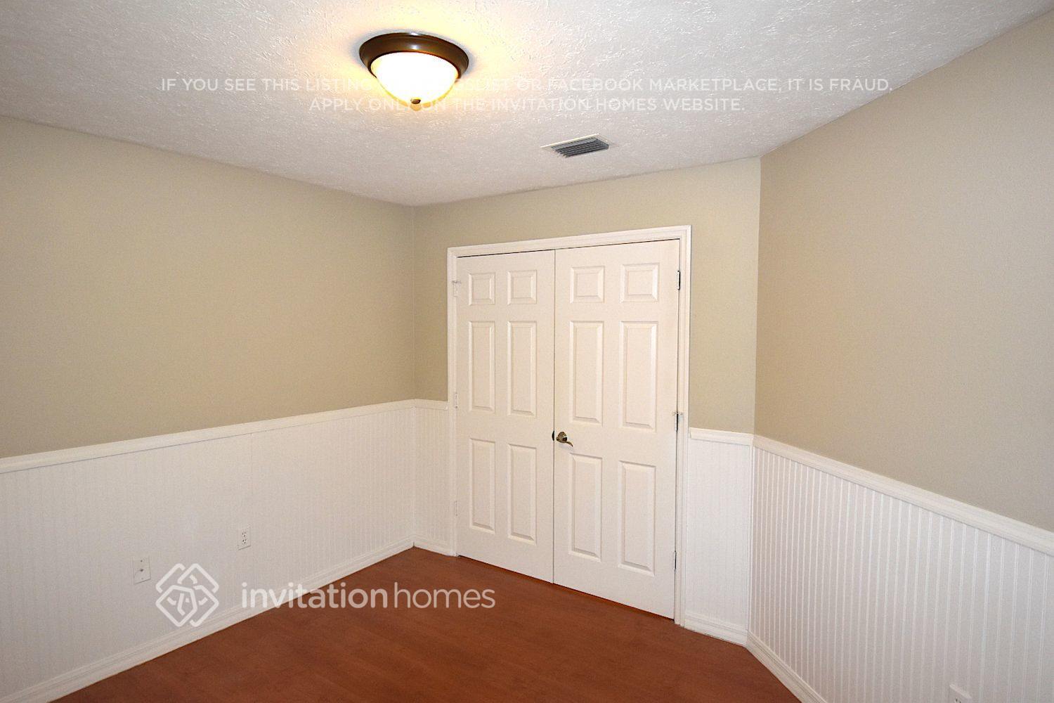 Building Photo - 10904 New Brighton Ct