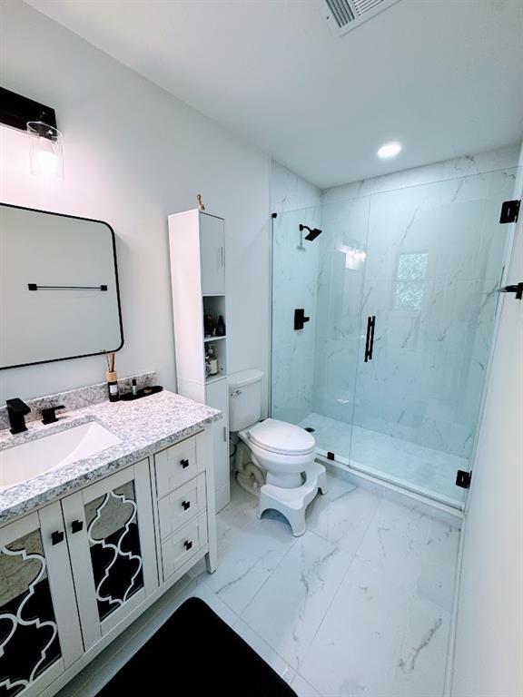 Building Photo - 275 Winding River Dr