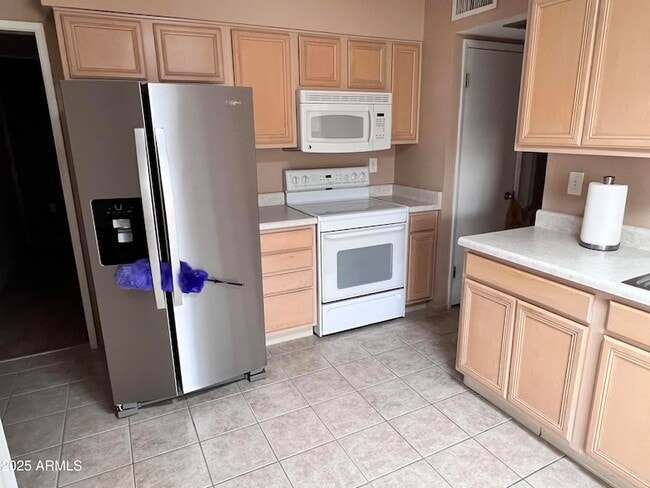 Building Photo - 17618 N Calico Dr