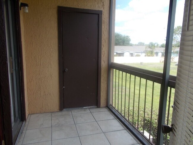 Building Photo - 1 Bed 1 Bath In Kissimmee