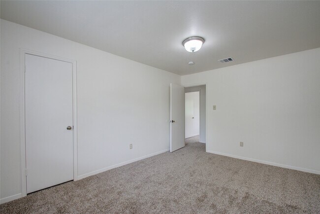 Building Photo - 3514 Quail Meadow Dr