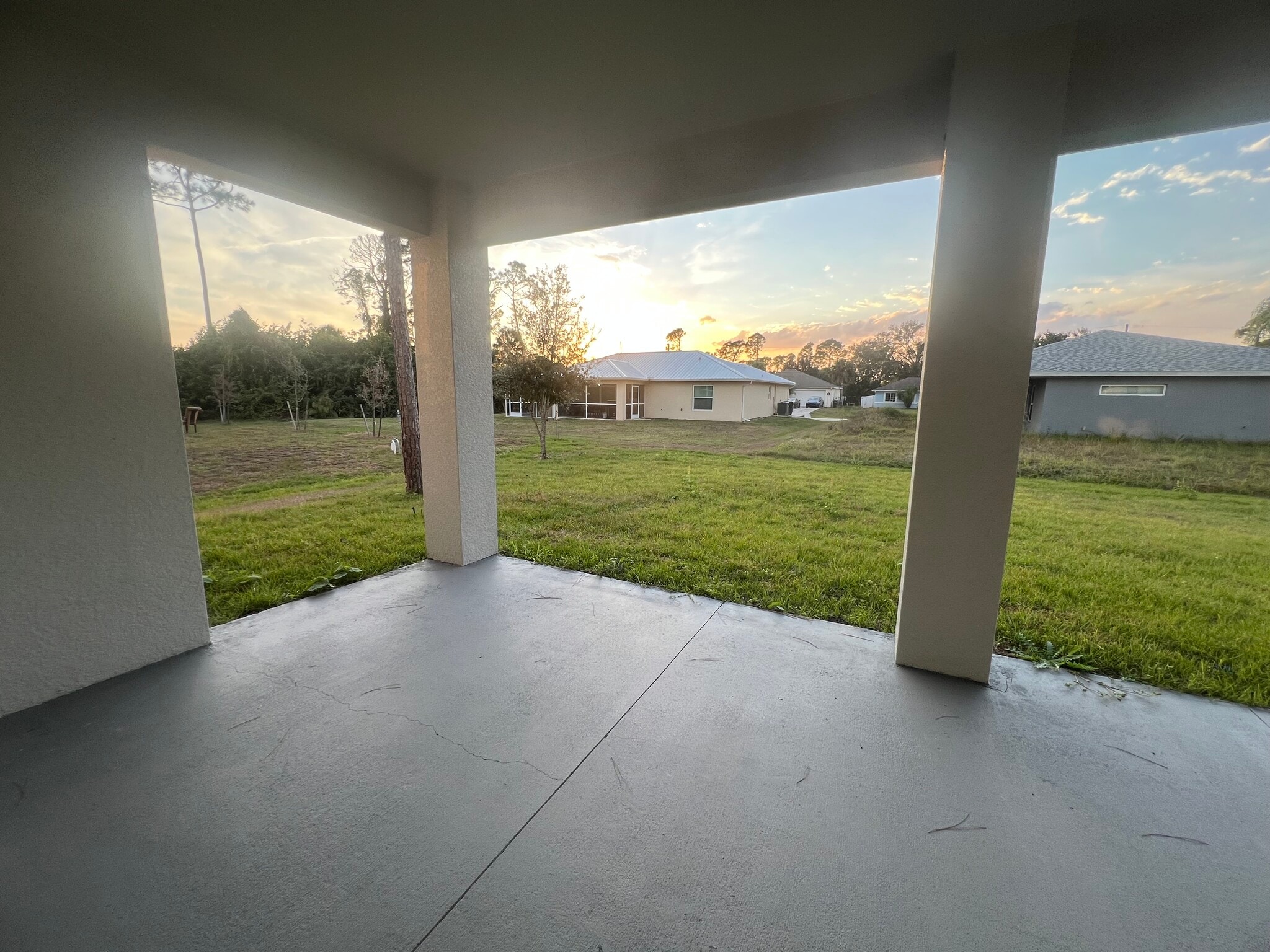 Building Photo - 4327 Kinlock St