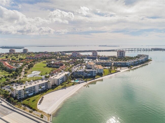 Building Photo - 6357 Bahia Del Mar Blvd S