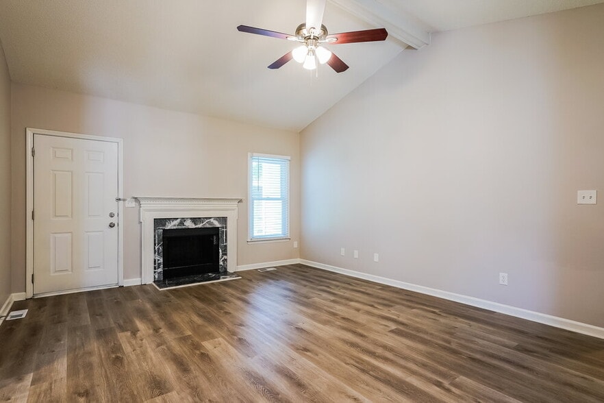 Building Photo - 303 Southampton Dr