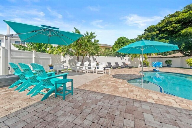 Building Photo - 4121 Eastridge Cir