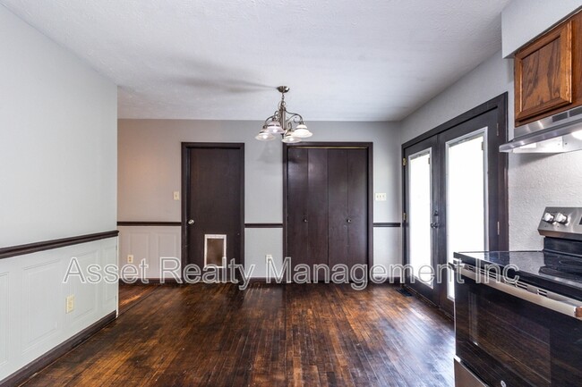 Building Photo - 6601 Bay Cir Dr