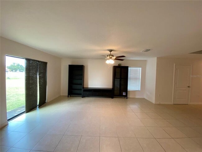 Building Photo - 8659 Silverbell Loop