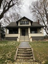 Building Photo - 551 7th St W