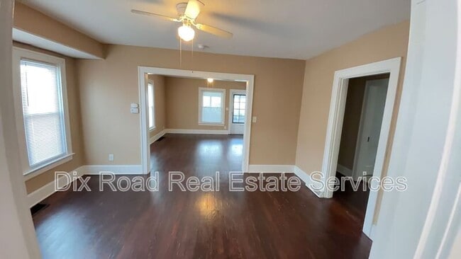 Building Photo - 717 N D St