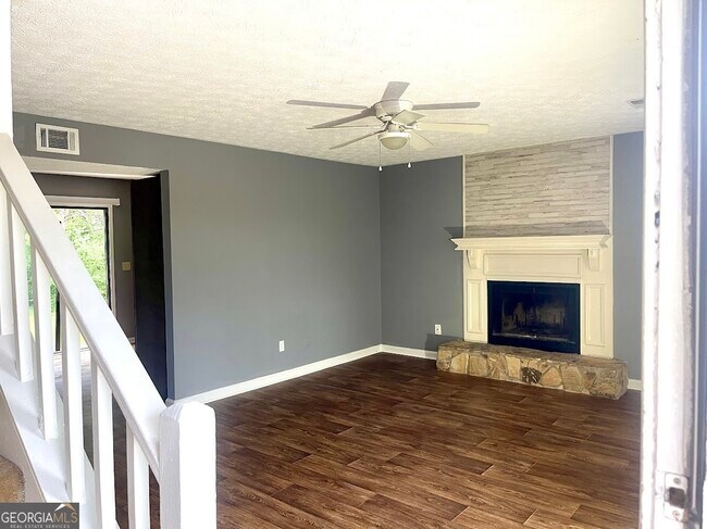 Building Photo - 116 Jackson Dr